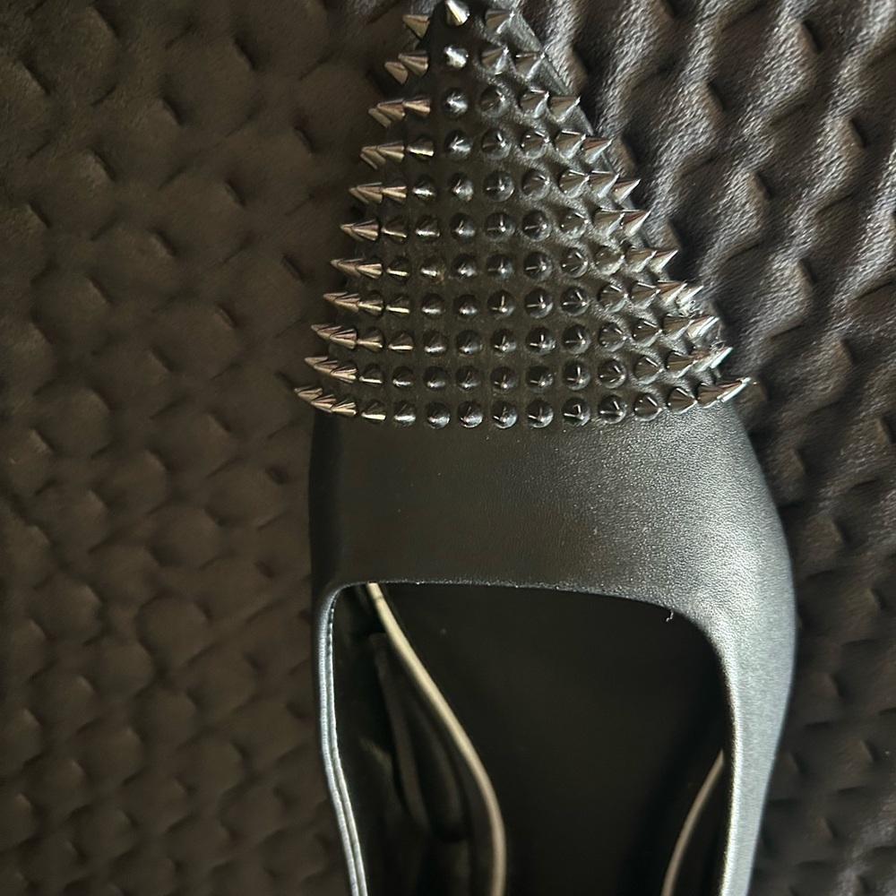 Design concept spiked goth flats